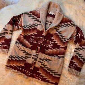 Faherty  Thundervoice Hat Co Cardigan Thundervoice Eagle pattern gorgeous